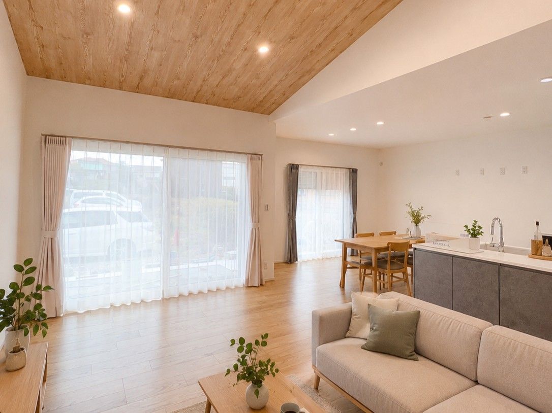 のびやかな勾配天井が魅力の平屋